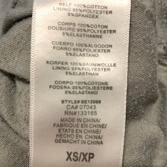 ERI + ALI Anthropologie Gray Pullover with White Embroidered Floral Detail - Picture 5 of 5